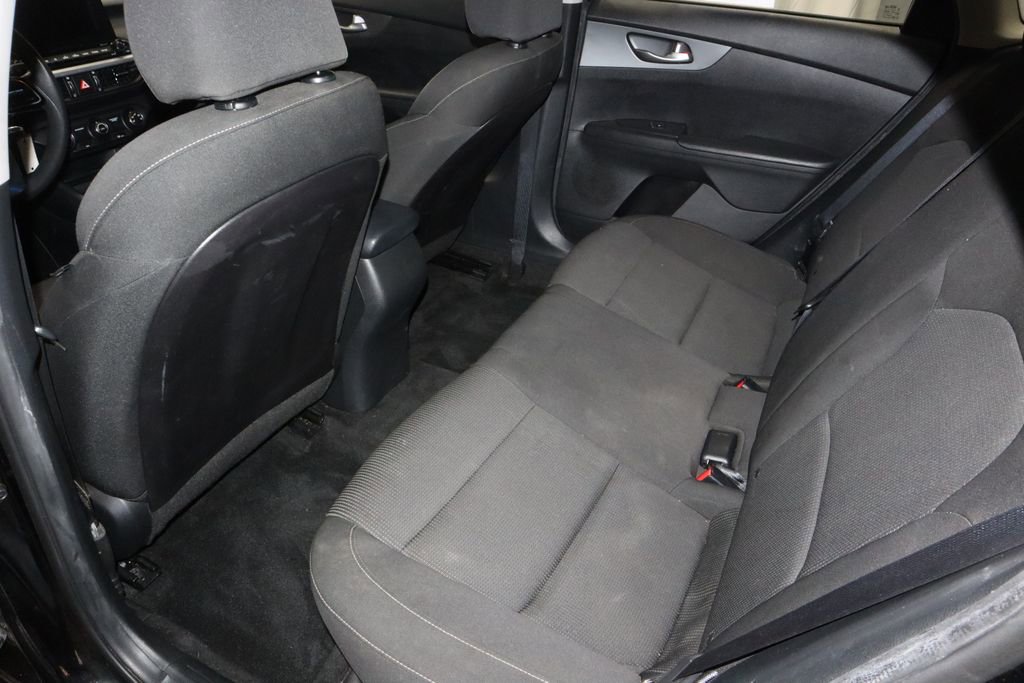 Used 2021 Kia Forte LXS image 19