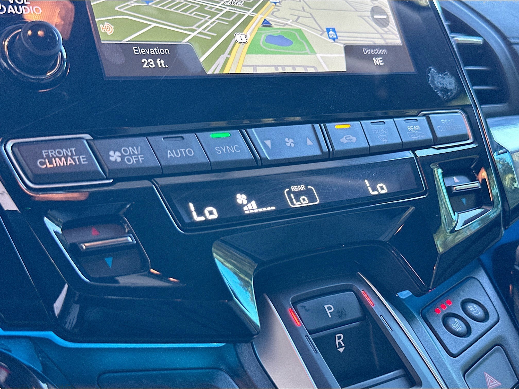 Used 2024 Honda Odyssey Elite image 16