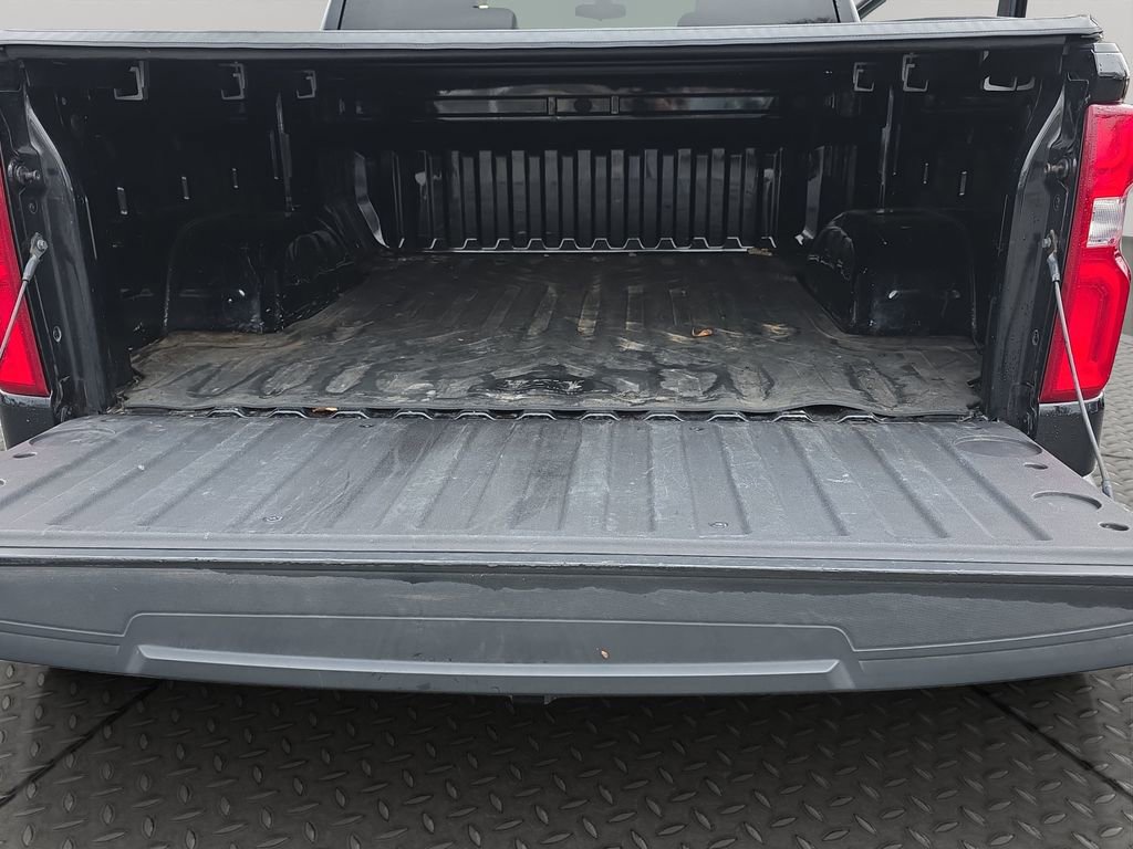 Certified 2019 Chevrolet Silverado 1500 RST image 28