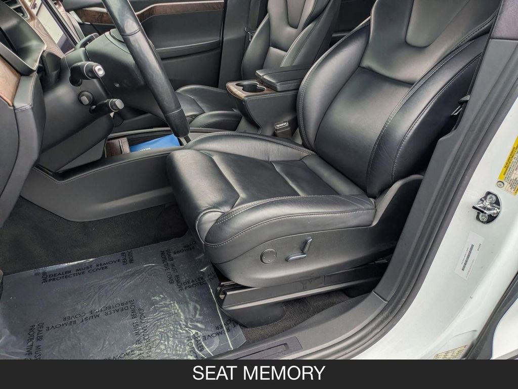 Used 2018 Tesla Model X 75D AWD/4WD image 14