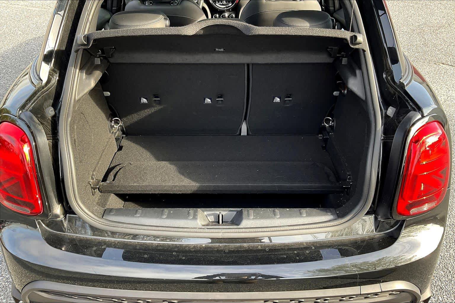 Certified 2024 MINI Cooper S image 33