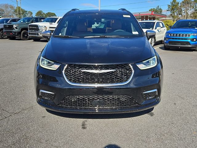 New 2026 Chrysler Pacifica Pinnacle image 2