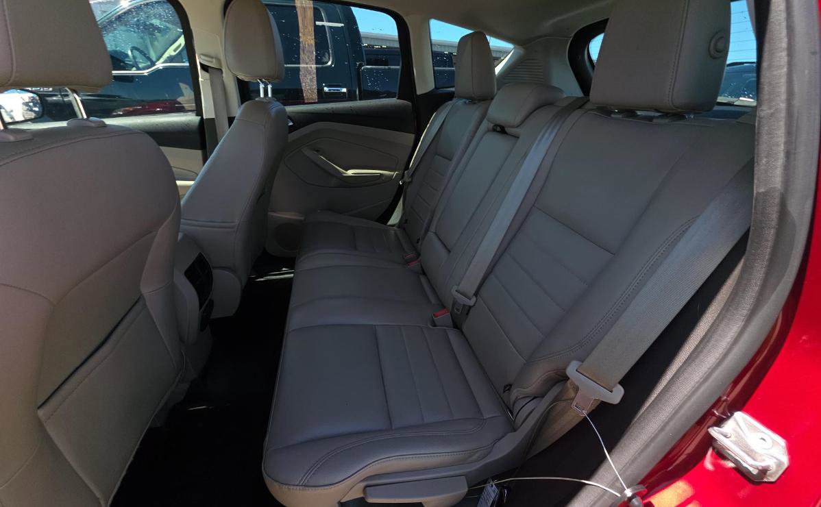 Used 2015 Ford C-MAX Energi SEL w/ Equipment Group 302A image 12