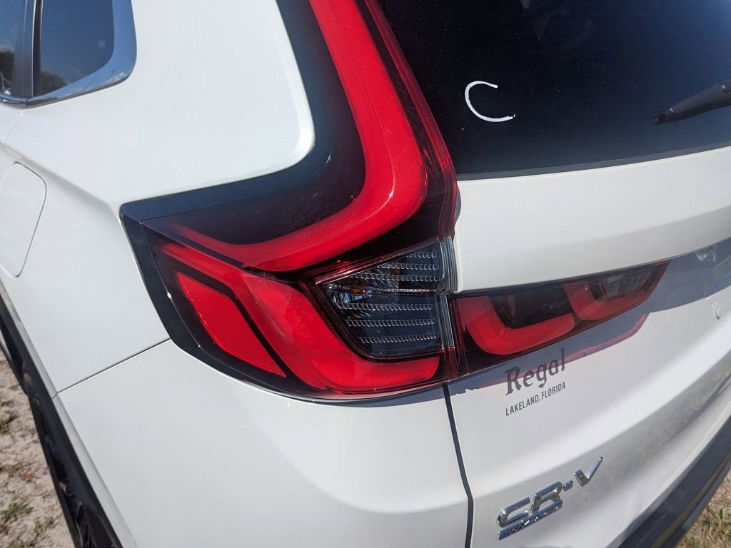 Used 2023 Honda CR-V Sport image 6