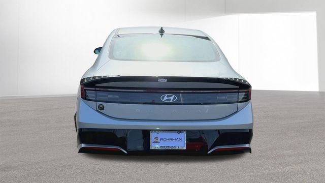 New 2026 Hyundai Sonata SEL FWD image 8