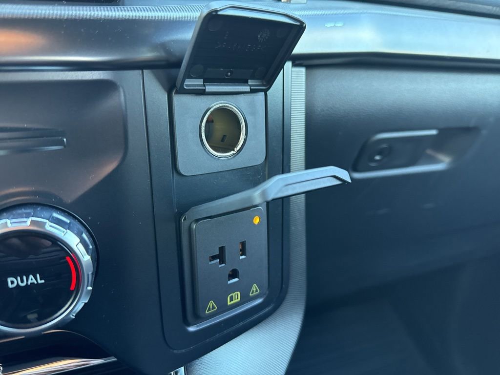 Certified 2023 Ford F150 Platinum w/ Equipment Group 701A High image 35