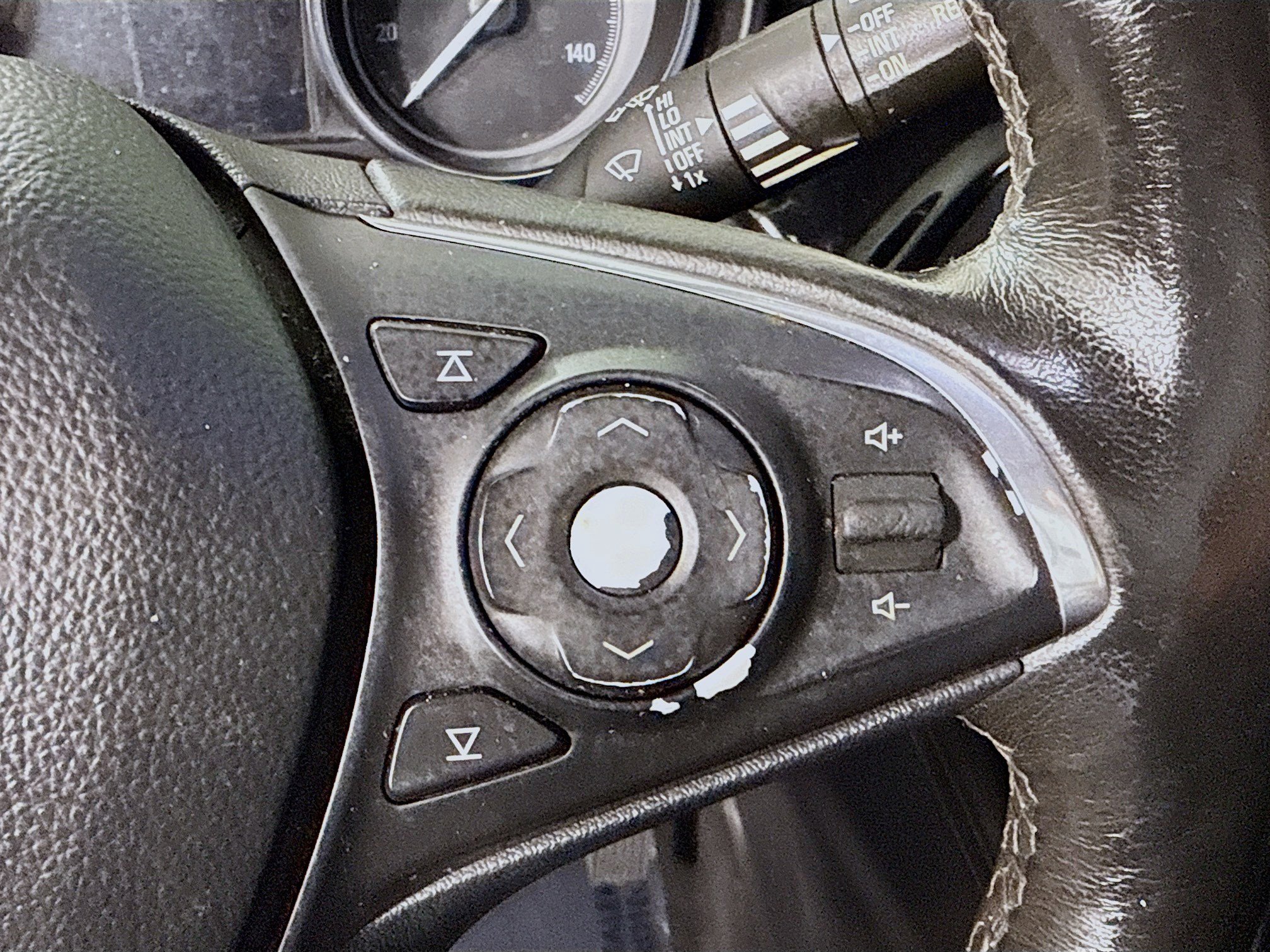 Used 2019 Buick Envision Essence image 15