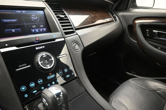Used 2013 Ford Taurus Limited FWD image 28
