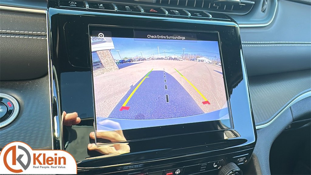 Used 2024 Jeep Grand Cherokee L Laredo w/ Luxury Tech Group I image 21