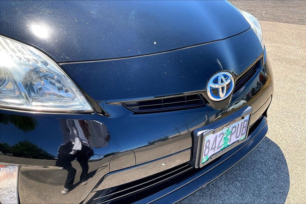 Used 2015 Toyota Prius Two FWD image 32