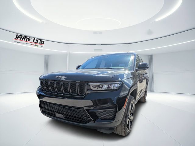 New 2025 Jeep Grand Cherokee Altitude image 6