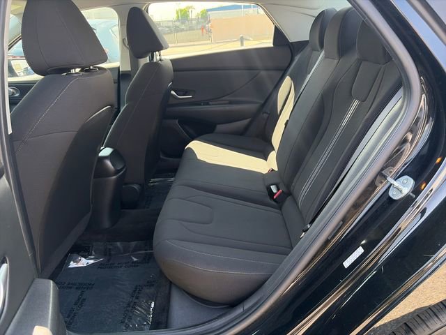Used 2021 Hyundai Elantra SEL w/ Convenience Package FWD image 23