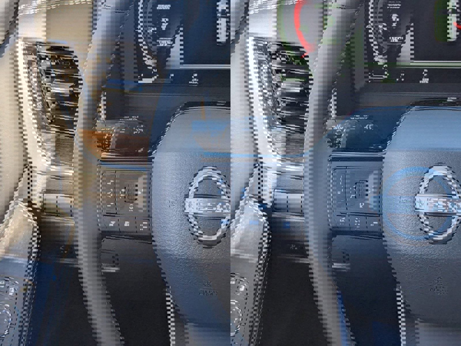 New 2026 Nissan Rogue Platinum w/ Platinum Premium Package image 26