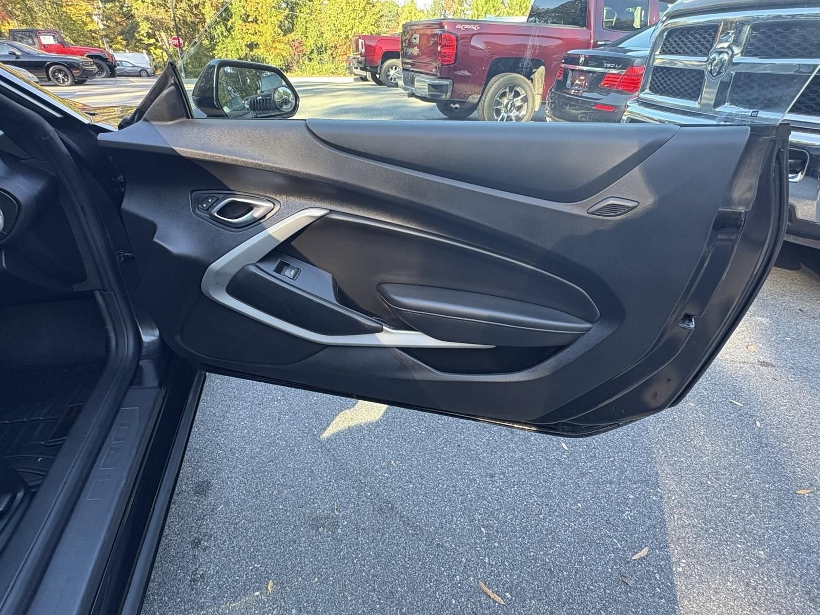 Used 2019 Chevrolet Camaro LT RWD image 17