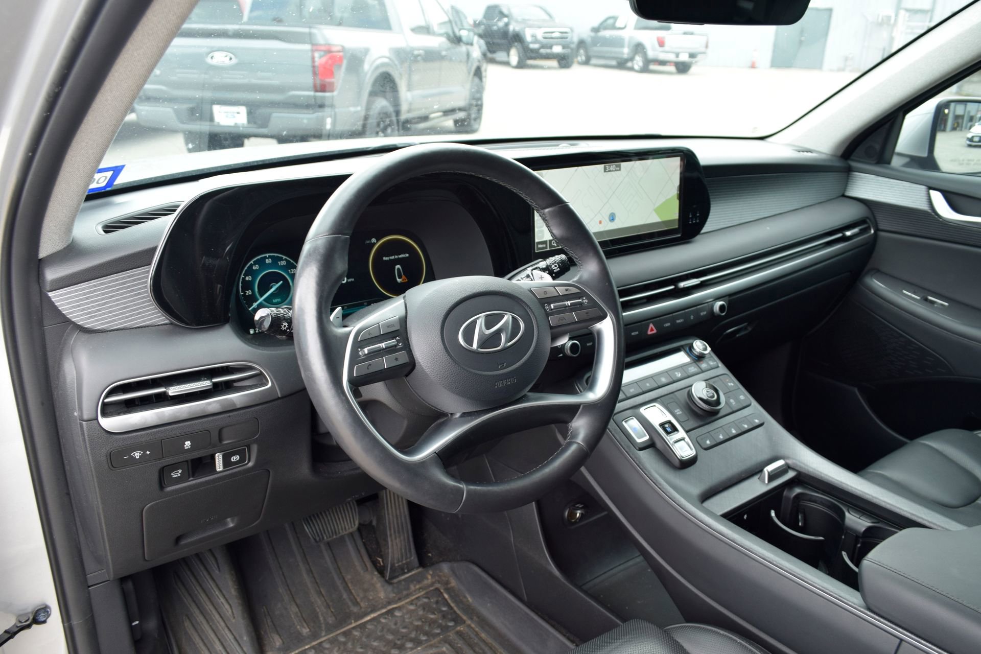 Used 2023 Hyundai Palisade Limited image 17