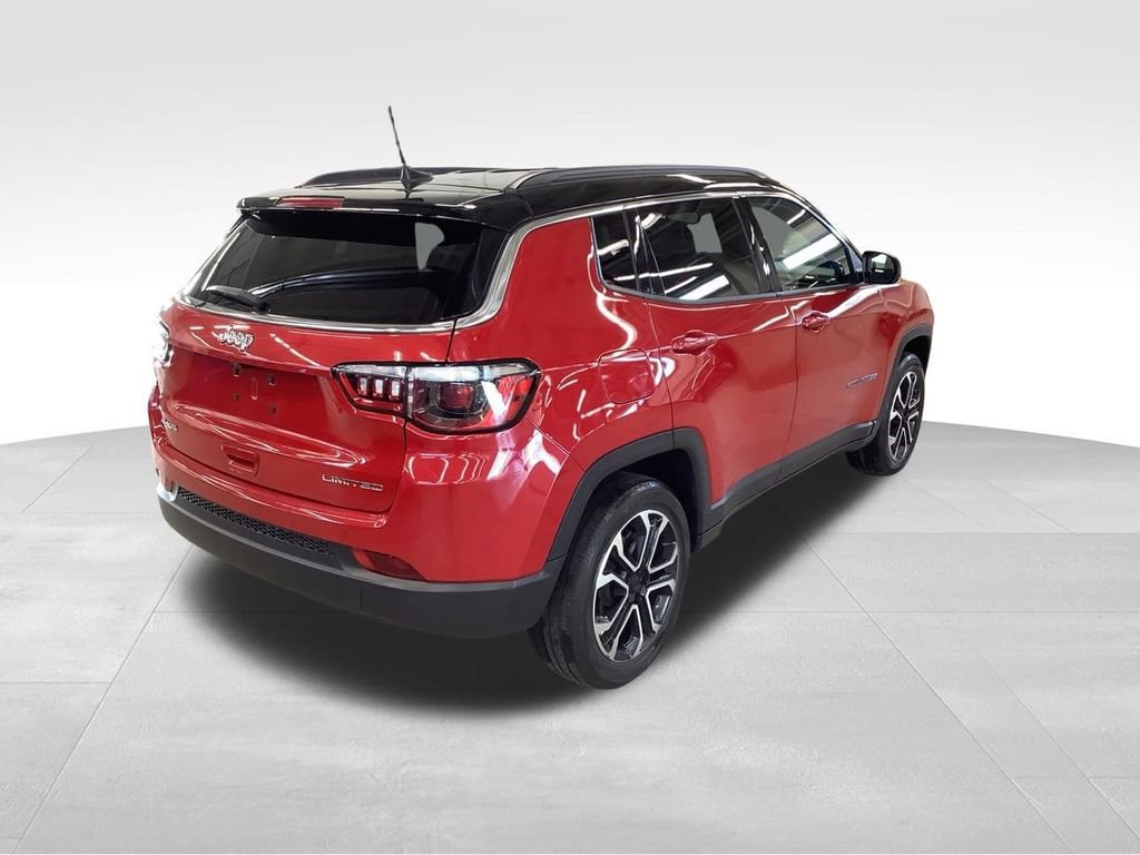 Used 2023 Jeep Compass Limited AWD/4WD image 6