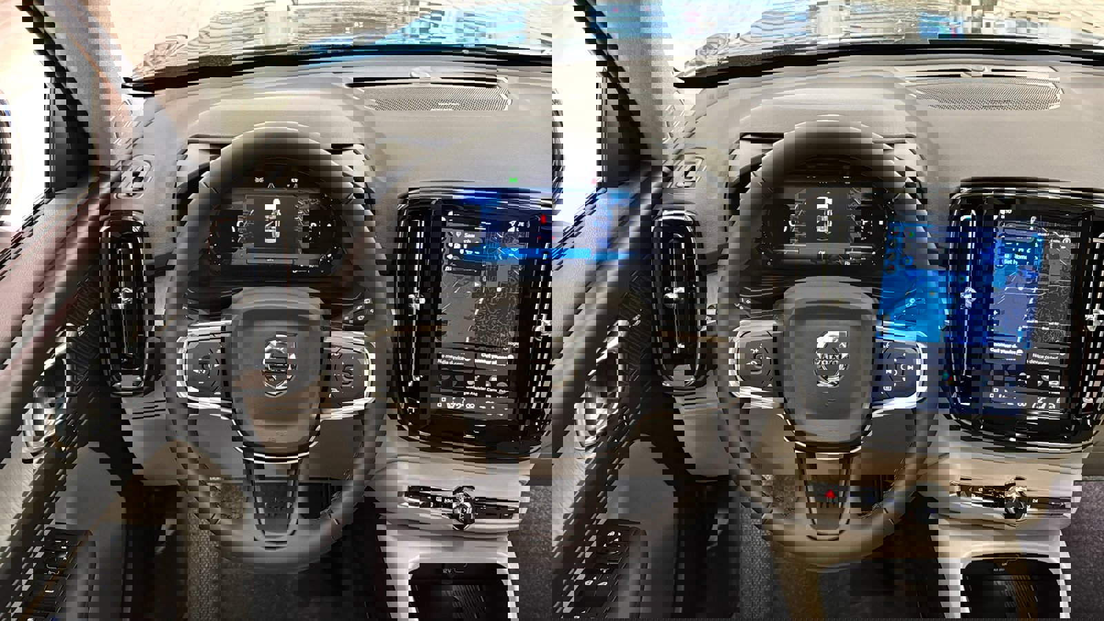 New 2026 Volvo XC40 B5 Plus w/ Climate Package image 12