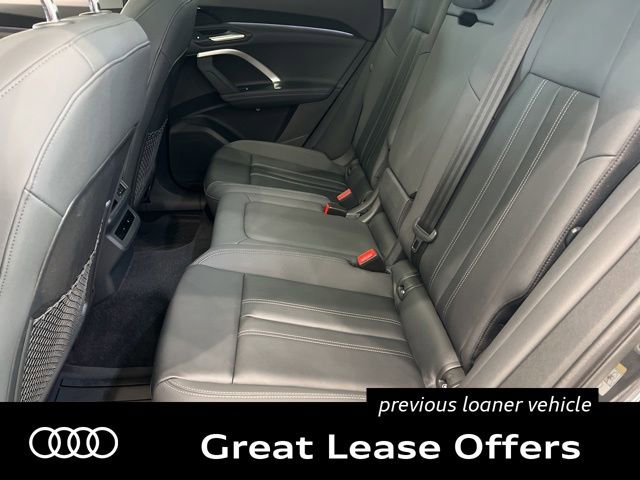 Used 2025 Audi Q5 Premium w/ Convenience Package AWD/4WD image 13