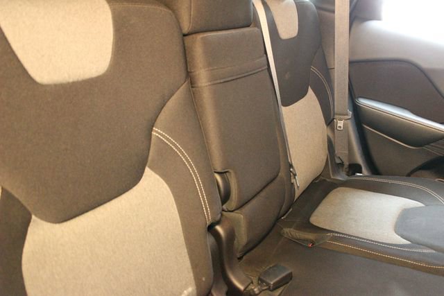 Used 2014 Jeep Cherokee Sport w/ Cold Weather Group image 14