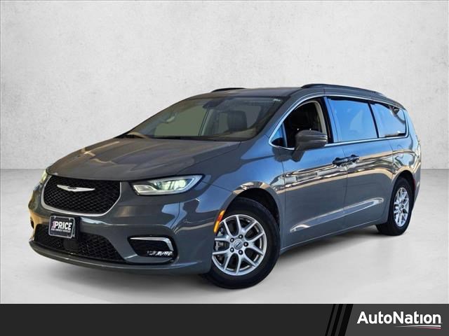 Used 2022 Chrysler Pacifica Touring-L image 1