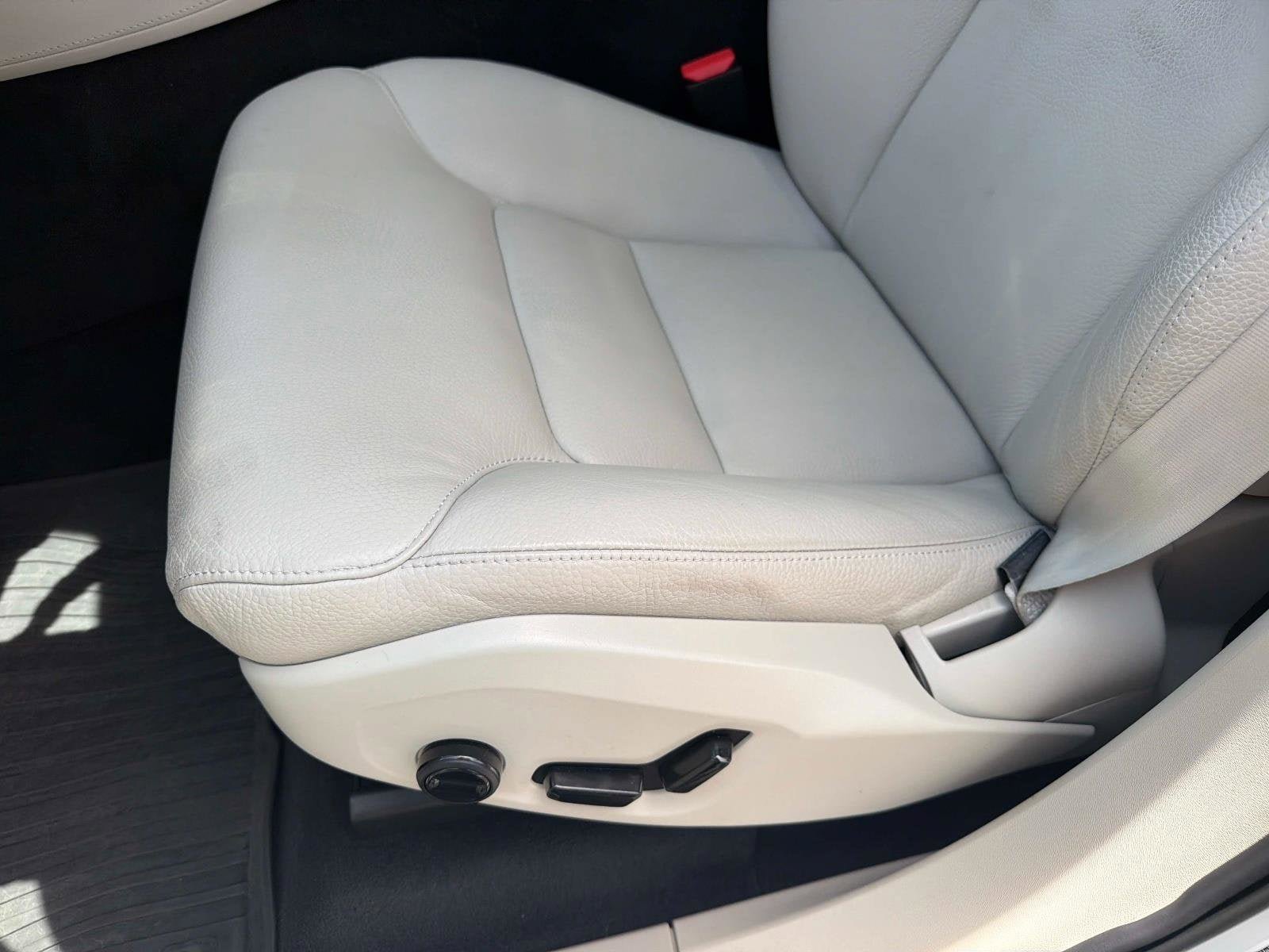 Certified 2024 Volvo XC90 T8 Core AWD/4WD image 19