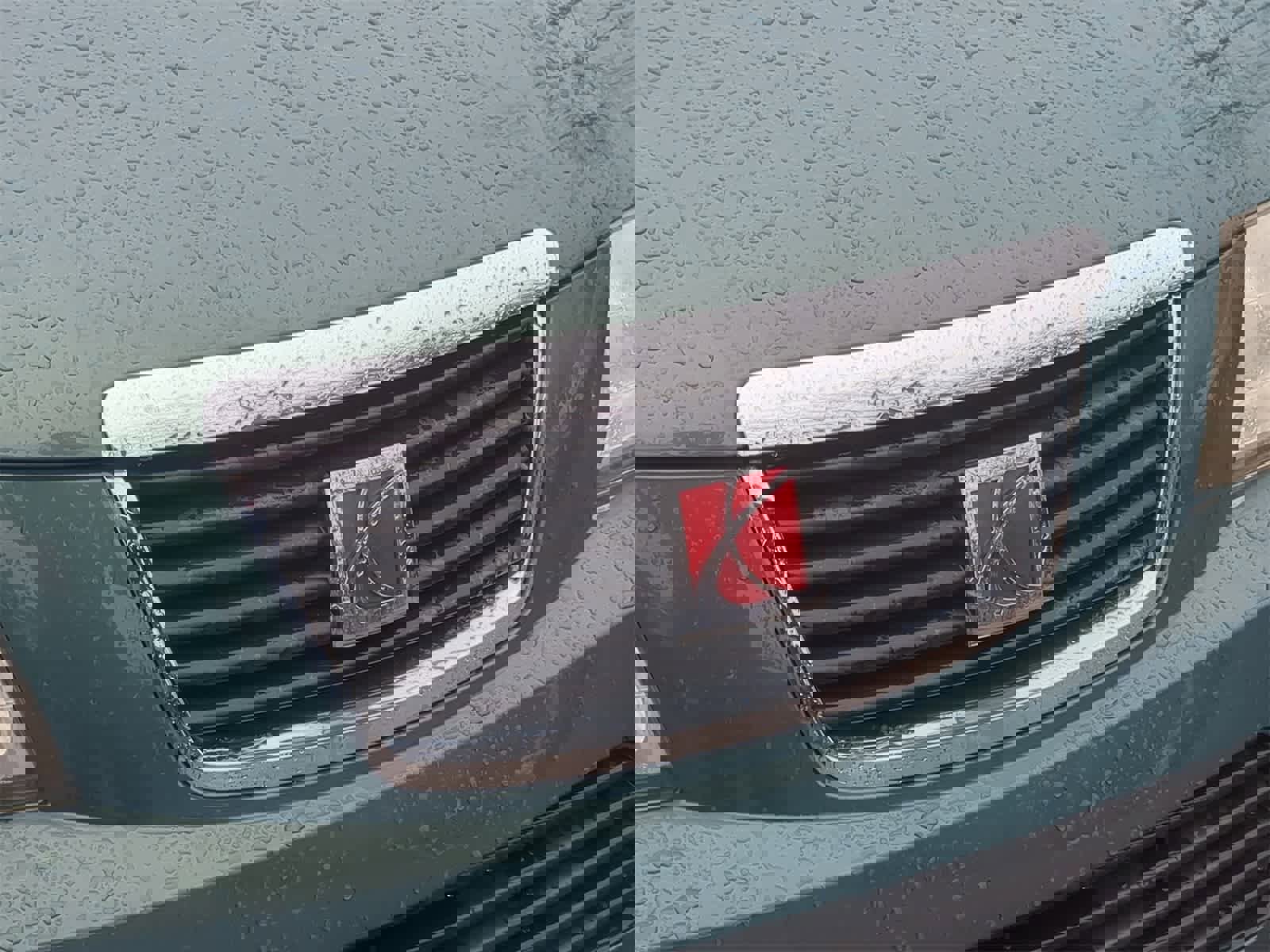 Used 2007 Saturn Vue 2WD V6 w/ Leather Appointments Pkg image 12