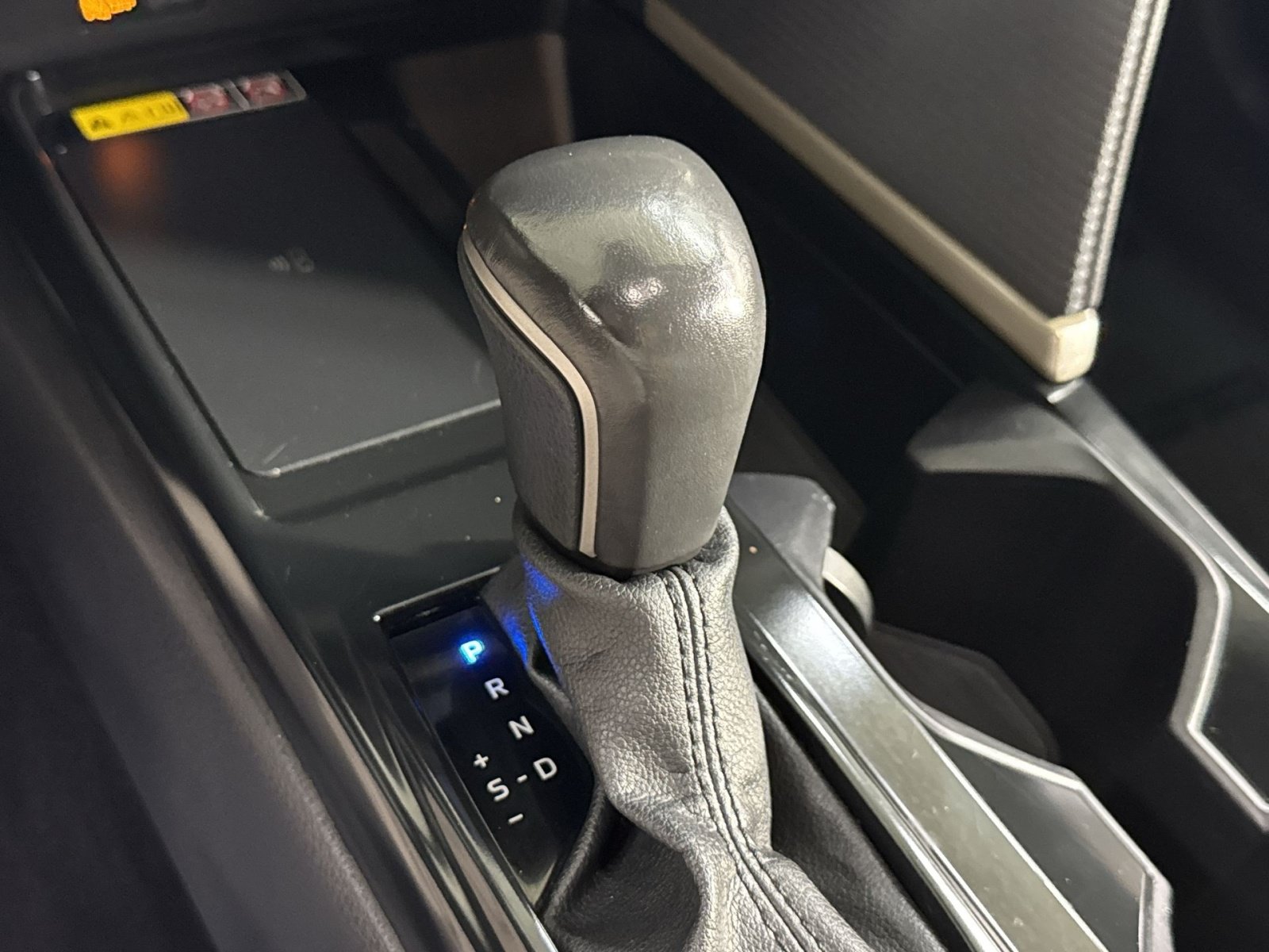 Used 2025 Toyota Camry SE w/ Convenience Package AWD/4WD image 33