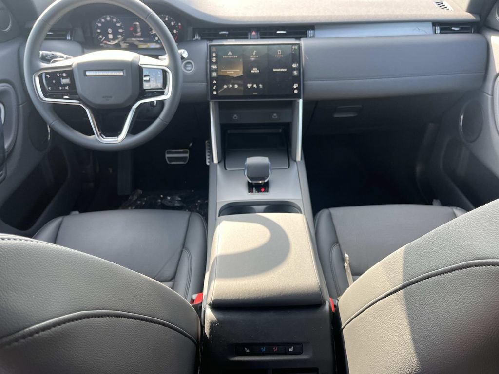 New 2026 Land Rover Discovery Sport Landmark AWD/4WD image 9