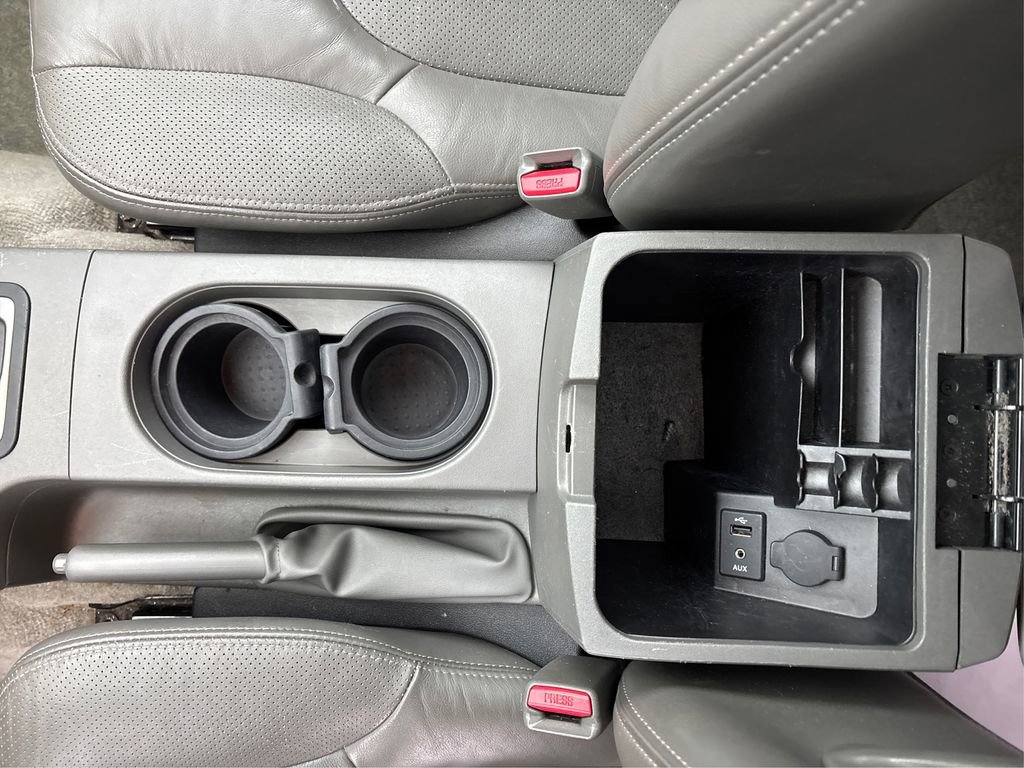 Used 2015 Nissan Frontier SL image 21