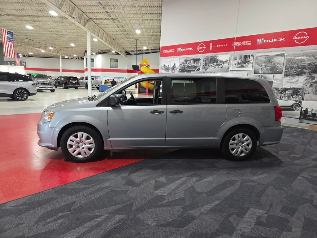 Used 2019 Dodge Grand Caravan SE FWD image 7