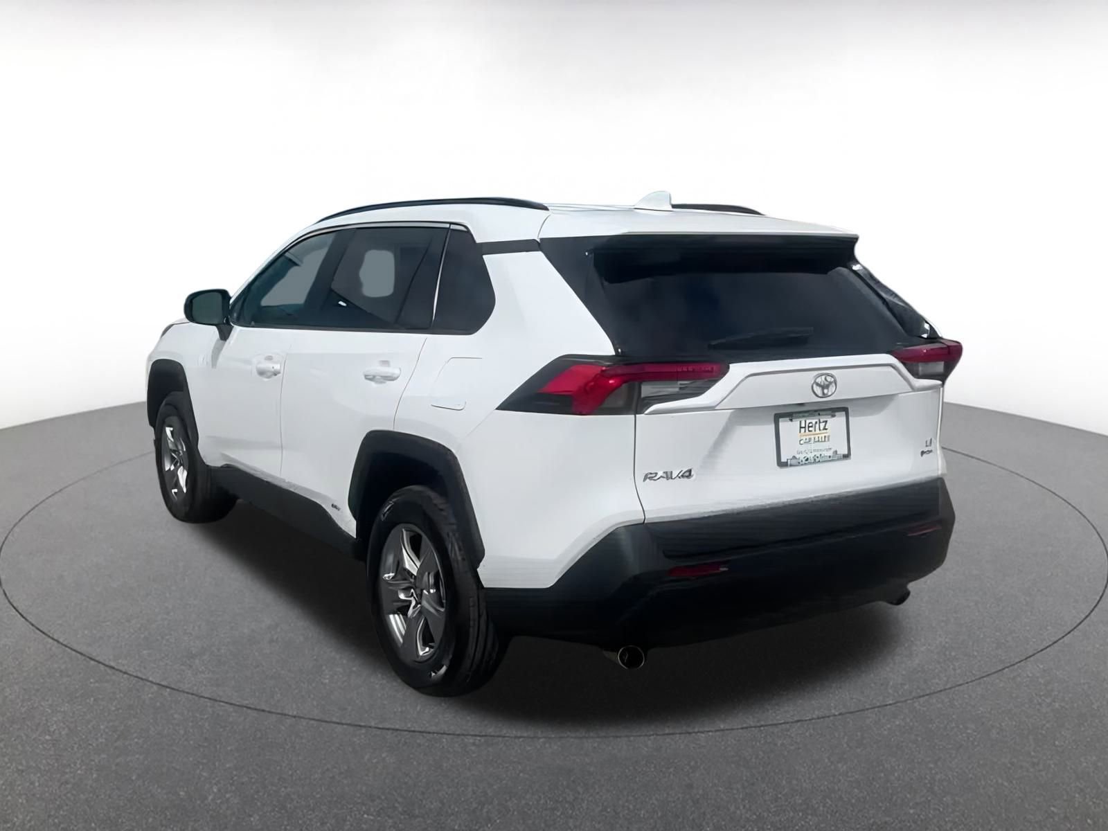 Used 2025 Toyota RAV4 LE image 11