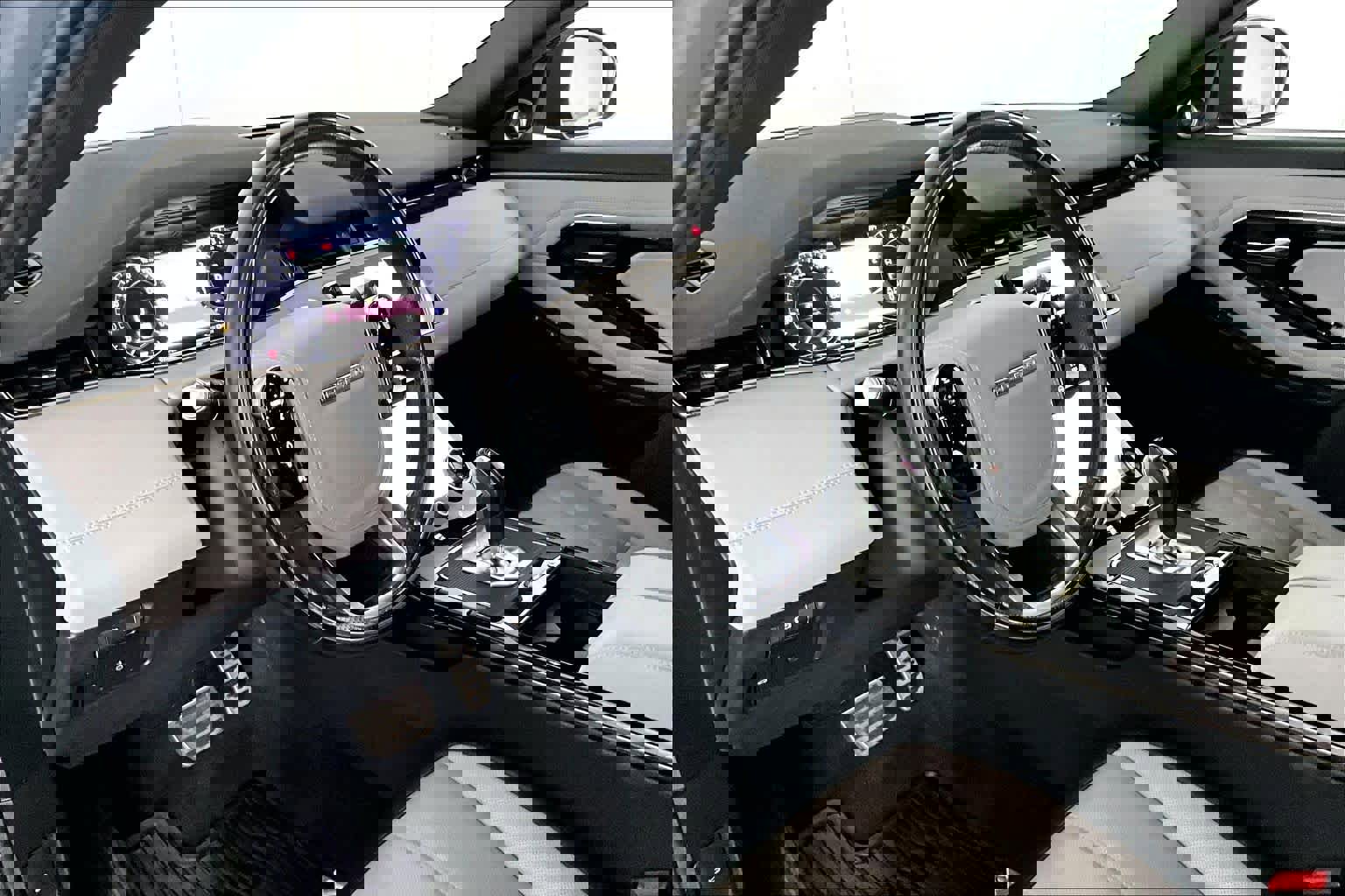 Used 2020 Land Rover Range Rover Evoque First Edition image 17