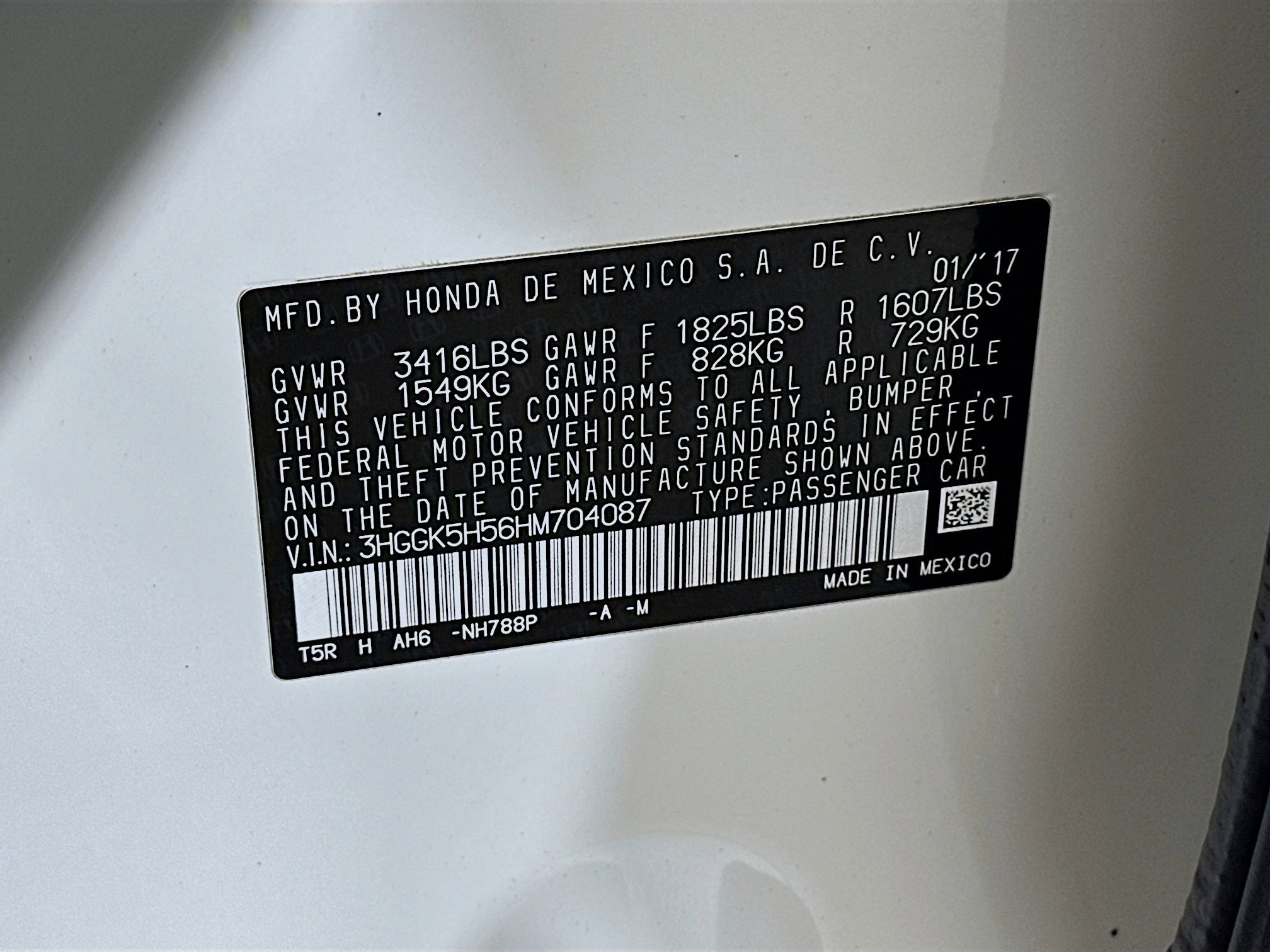 Used 2017 Honda Fit LX image 12
