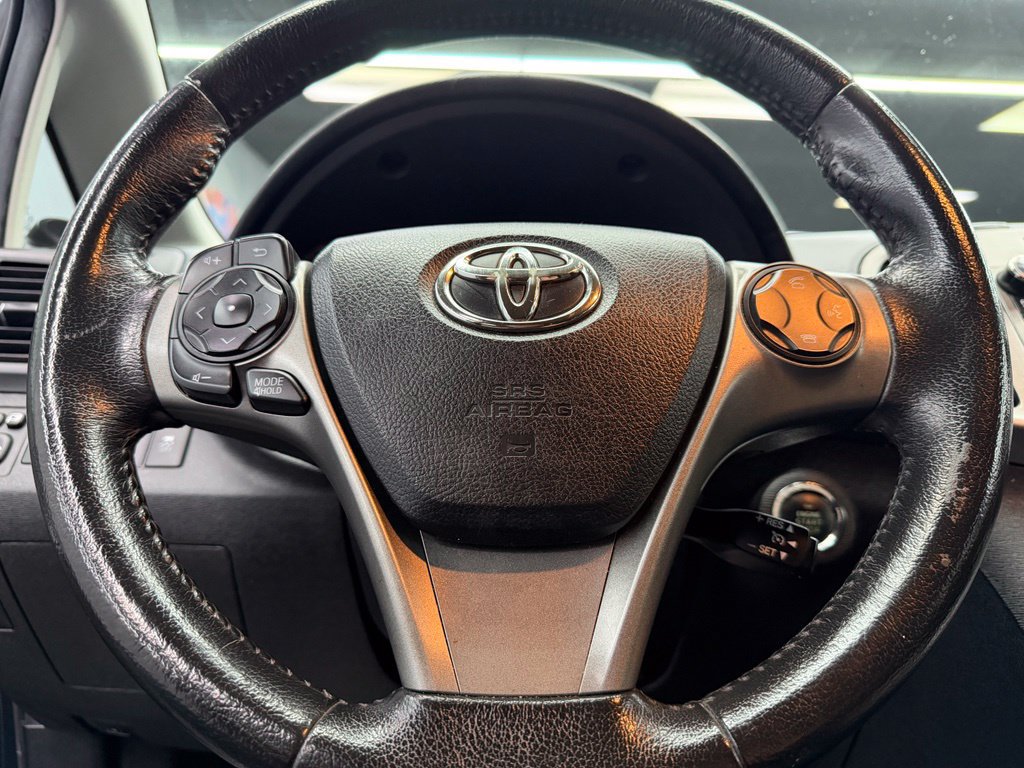 Used 2014 Toyota Venza XLE w/ XLE Premium Package FWD image 23