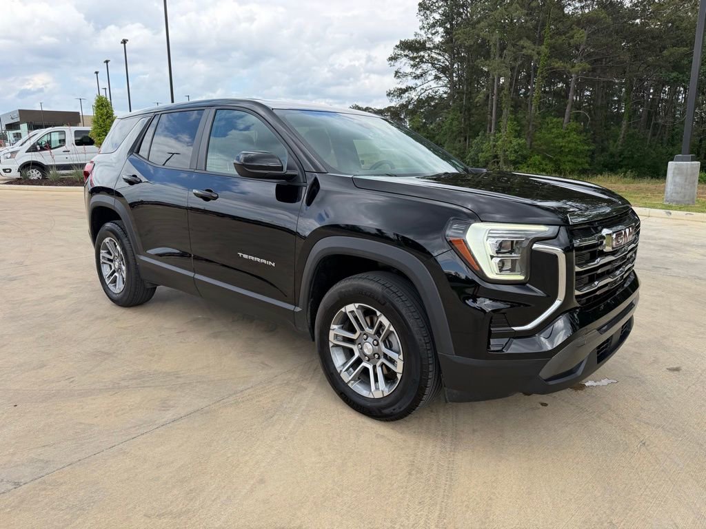 Used 2025 GMC Terrain Elevation AWD/4WD image 7