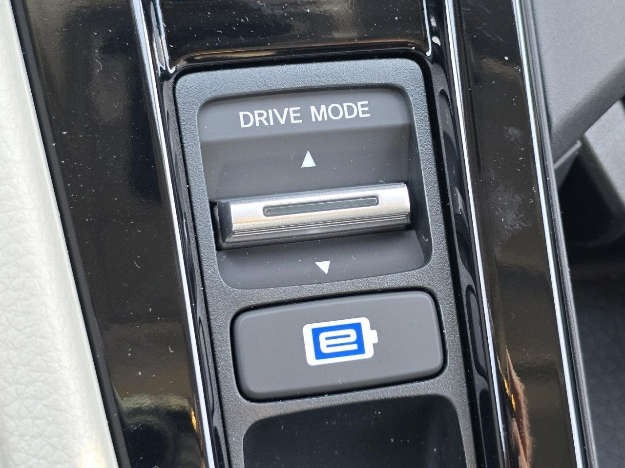 New 2025 Honda Accord EX-L image 9