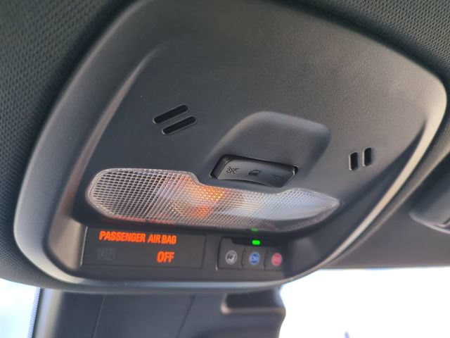 Used 2025 Chevrolet Trax RS w/ Driver Confidence Package FWD image 22