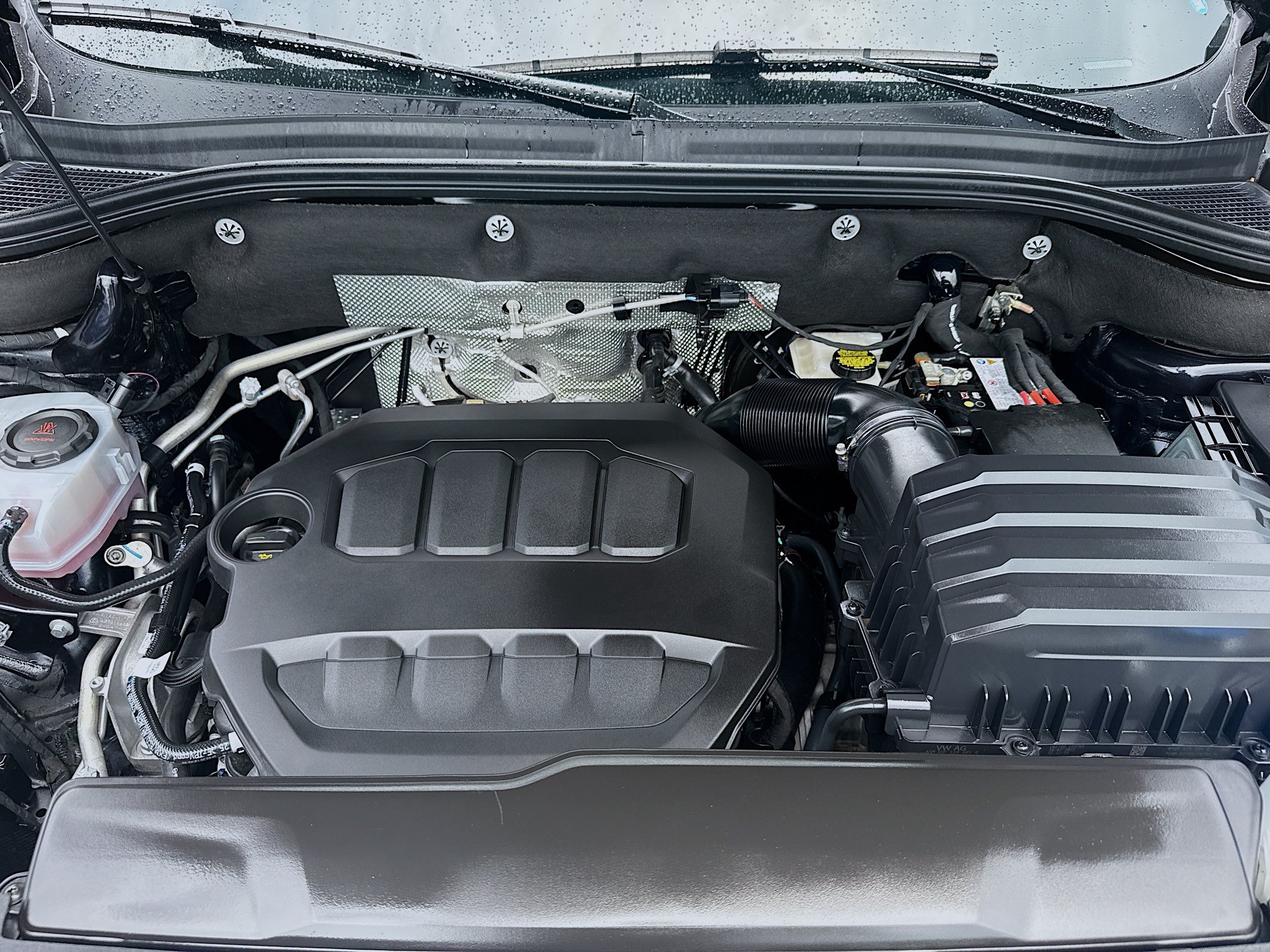 Certified 2026 Volkswagen Atlas Peak Edition AWD/4WD image 35