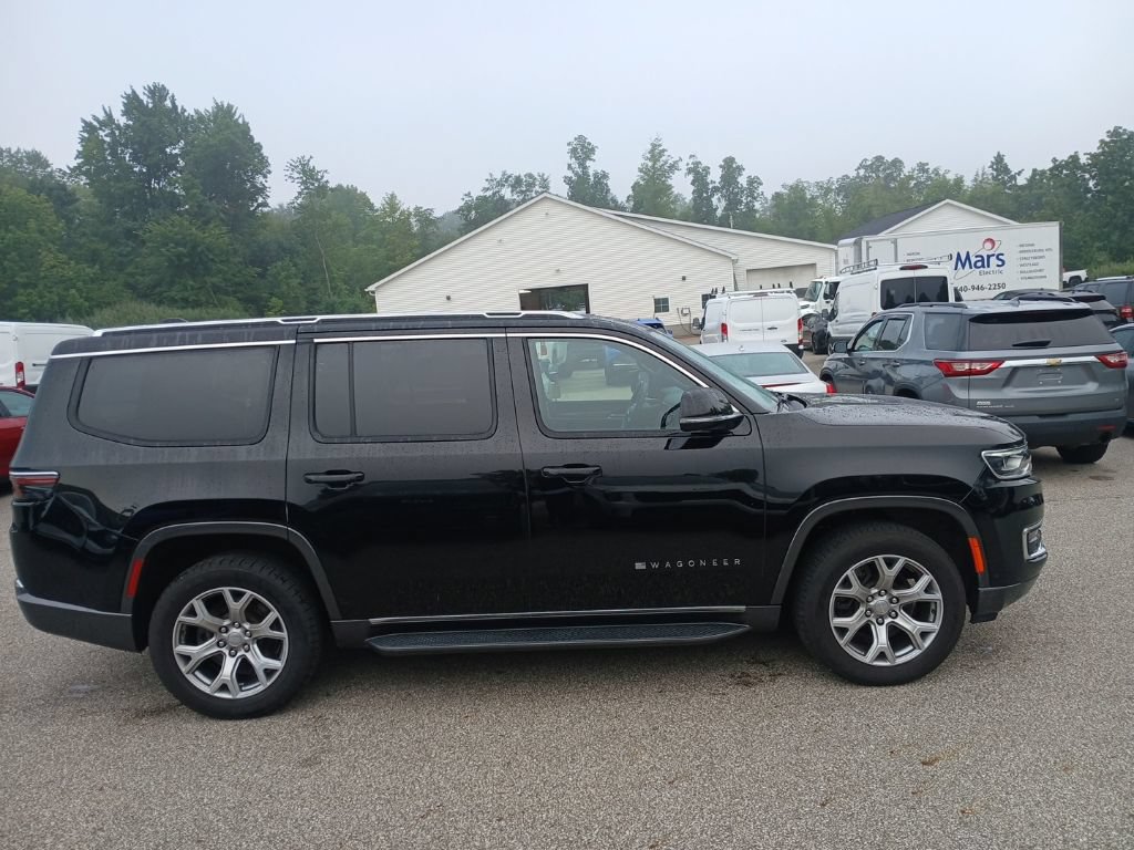 Used 2022 Jeep Wagoneer Series II AWD/4WD image 7
