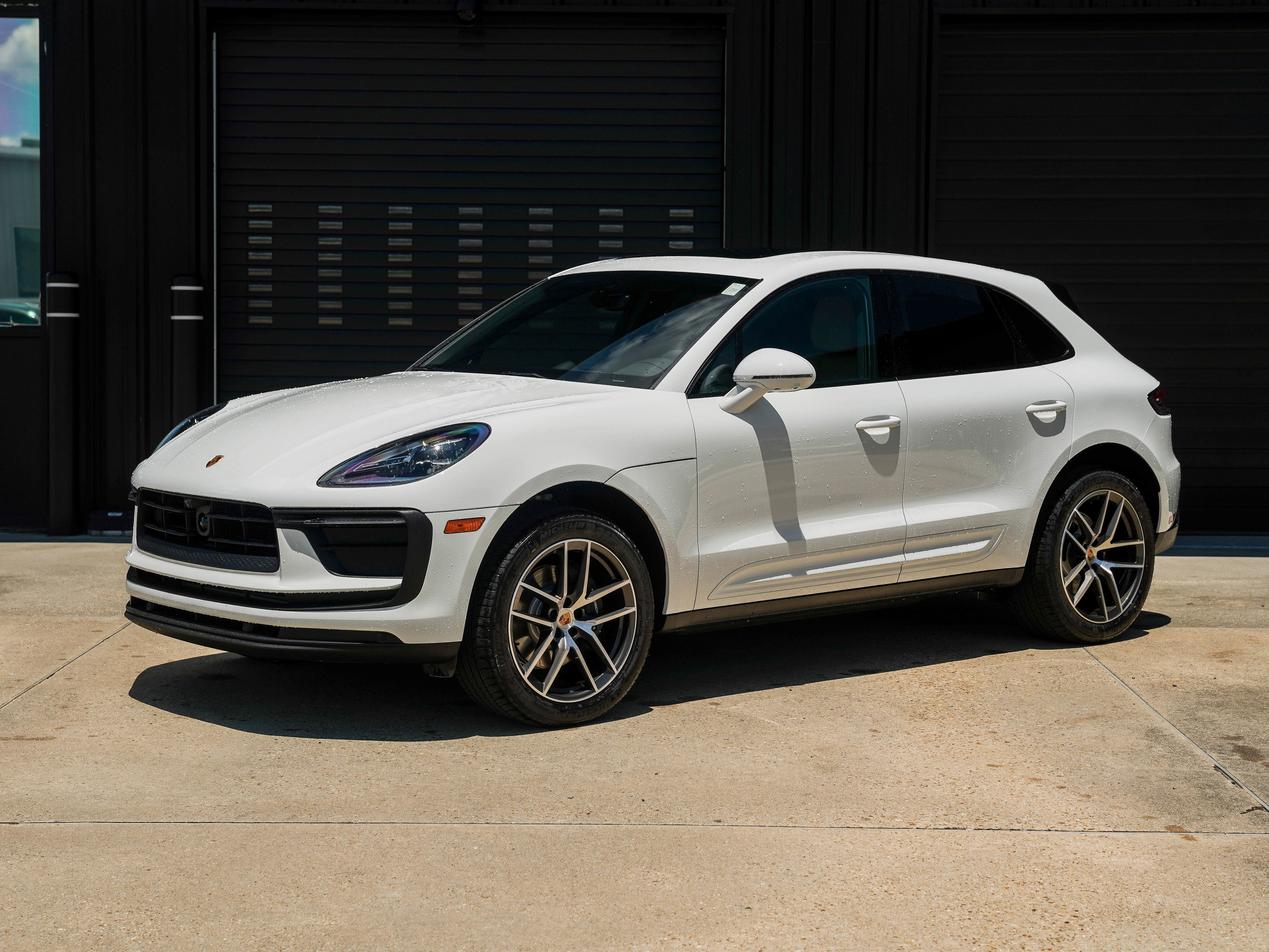New 2025 Porsche Macan