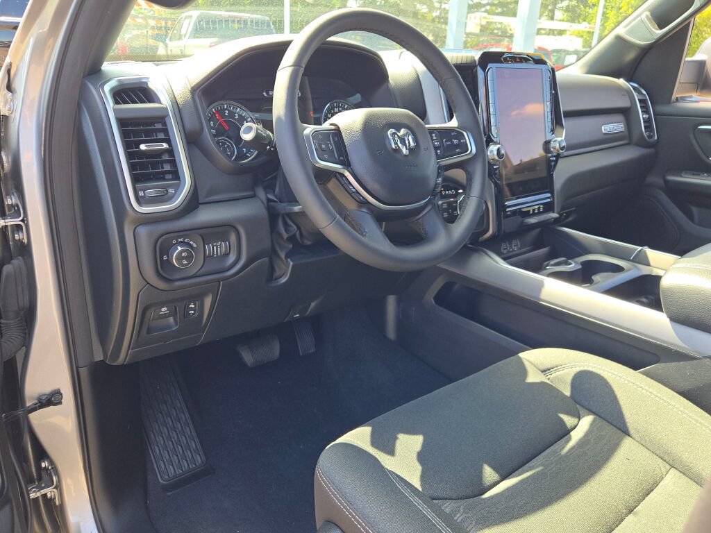 Used 2025 RAM 1500 Big Horn AWD/4WD image 22