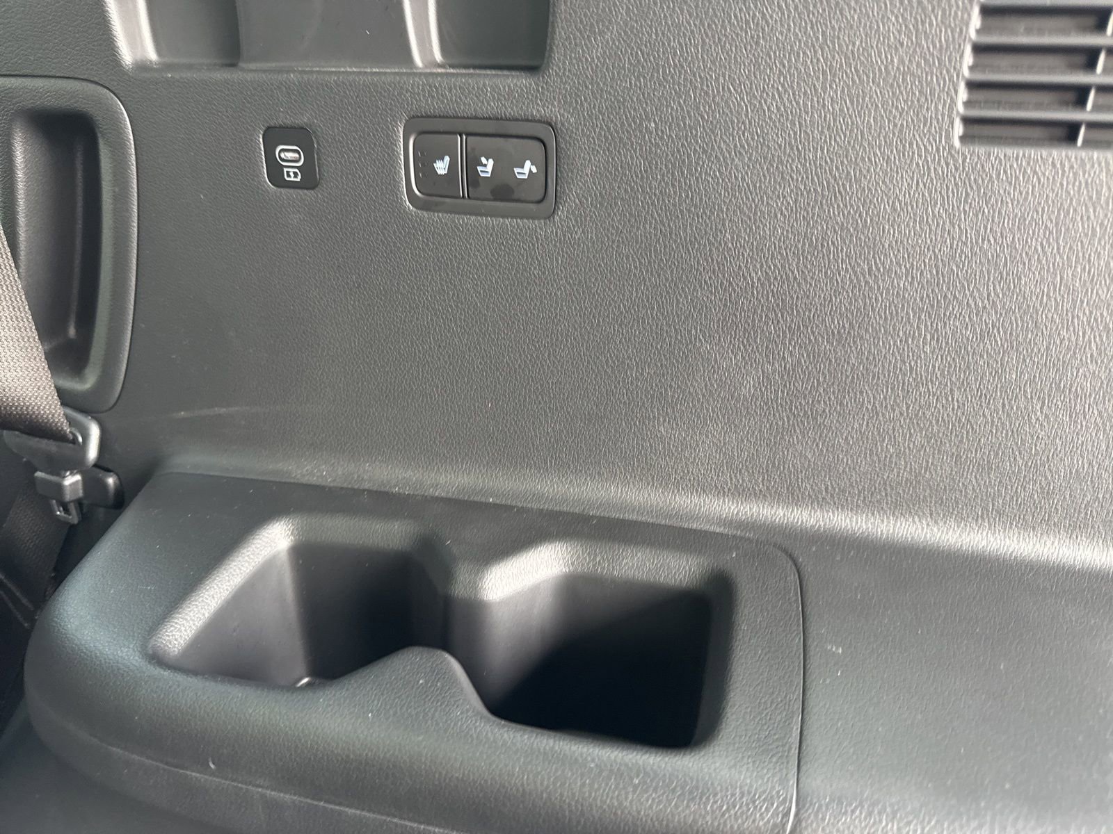 Used 2025 Hyundai Palisade Calligraphy image 14