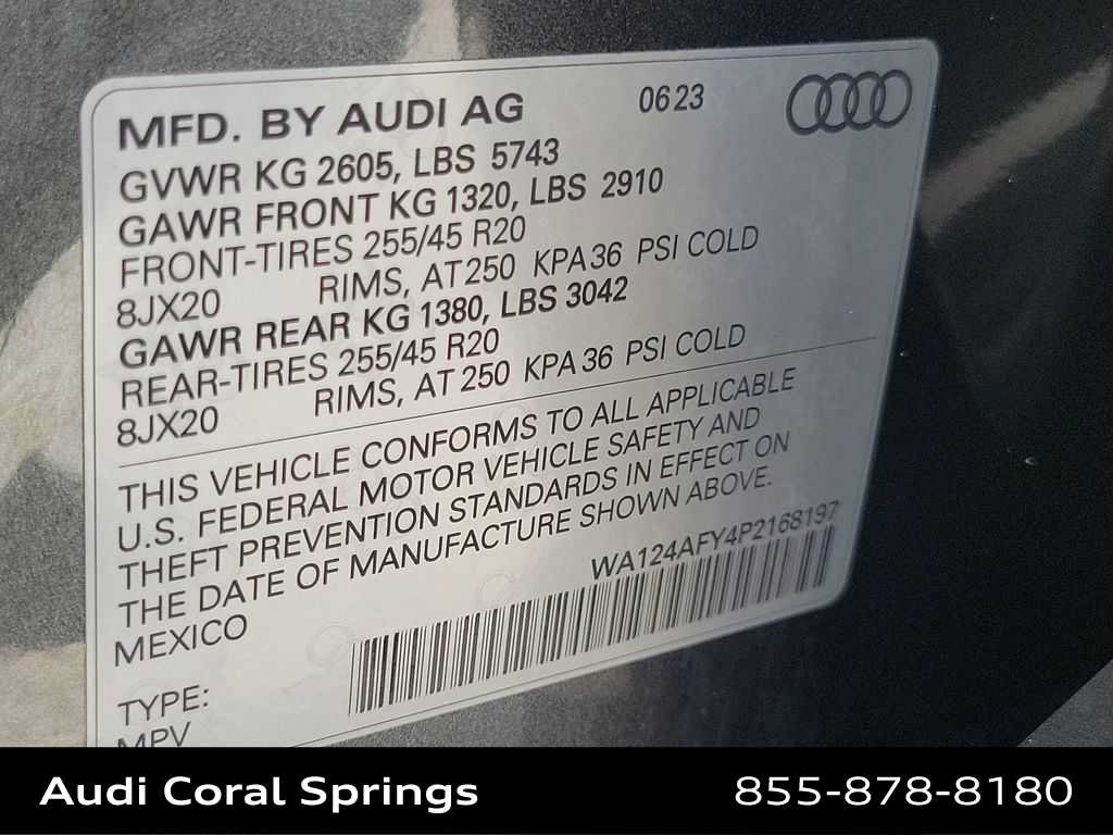 Certified 2023 Audi SQ5 Premium Plus w/ Premium Plus Package AWD/4WD image 29