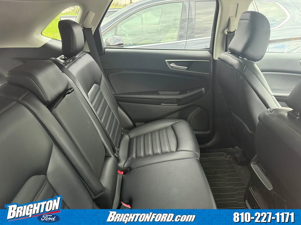 Used 2023 Ford Edge SEL AWD/4WD image 9