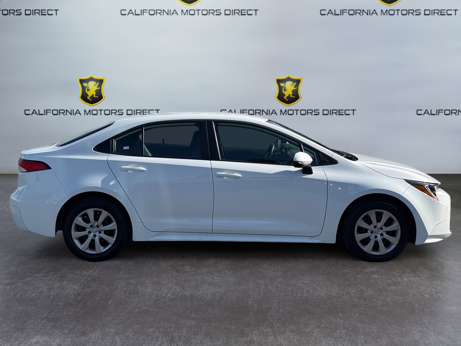 Used 2025 Toyota Corolla LE image 6