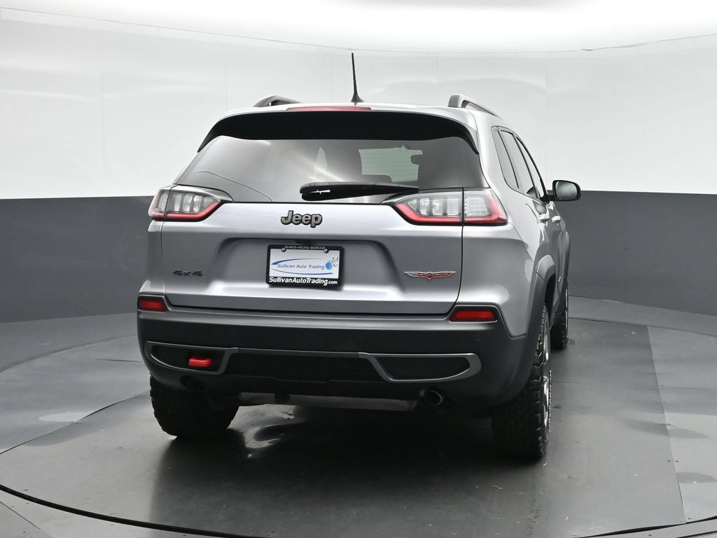 Used 2019 Jeep Cherokee Trailhawk AWD/4WD image 6