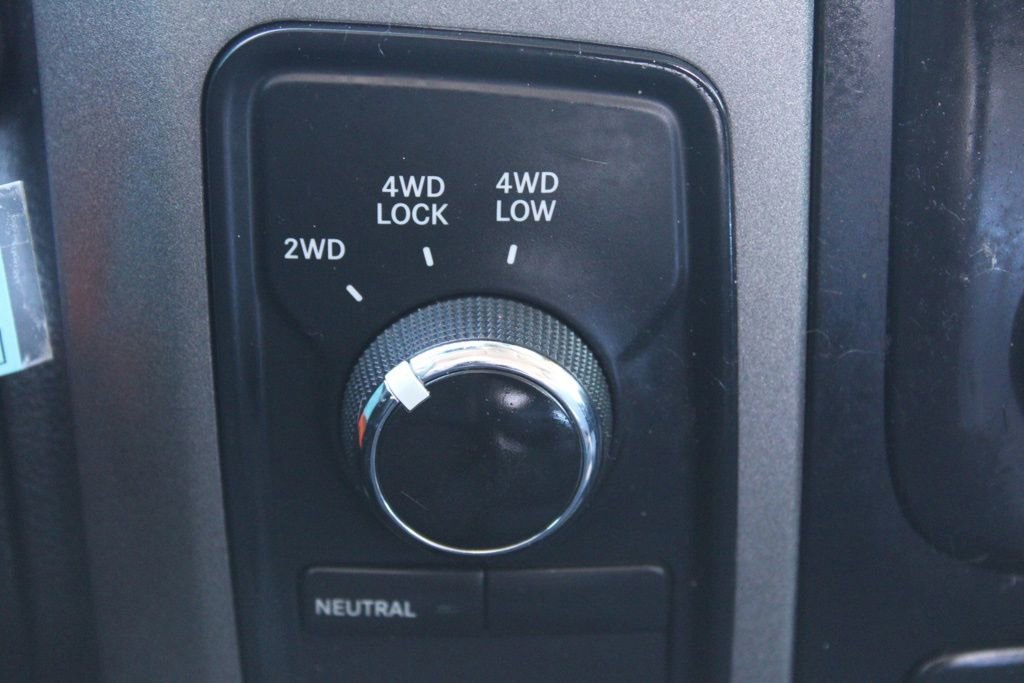 Used 2014 RAM 1500 Express image 31