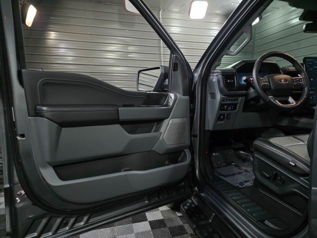 Used 2024 Ford F150 Lightning Flash image 33