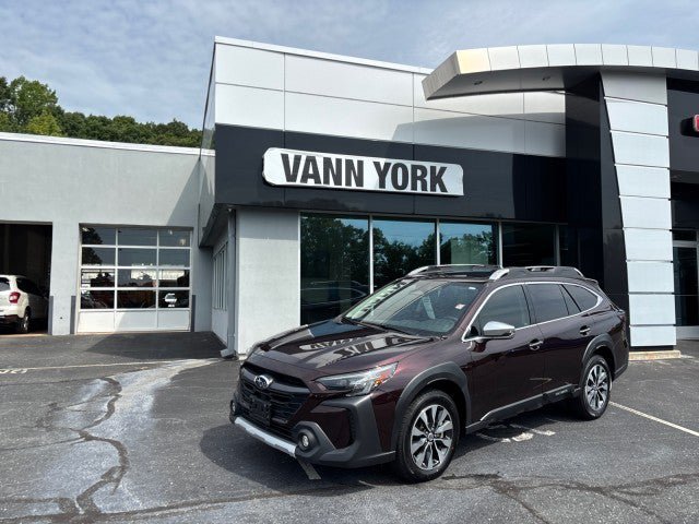 Certified 2024 Subaru Outback Touring XT AWD/4WD image 1