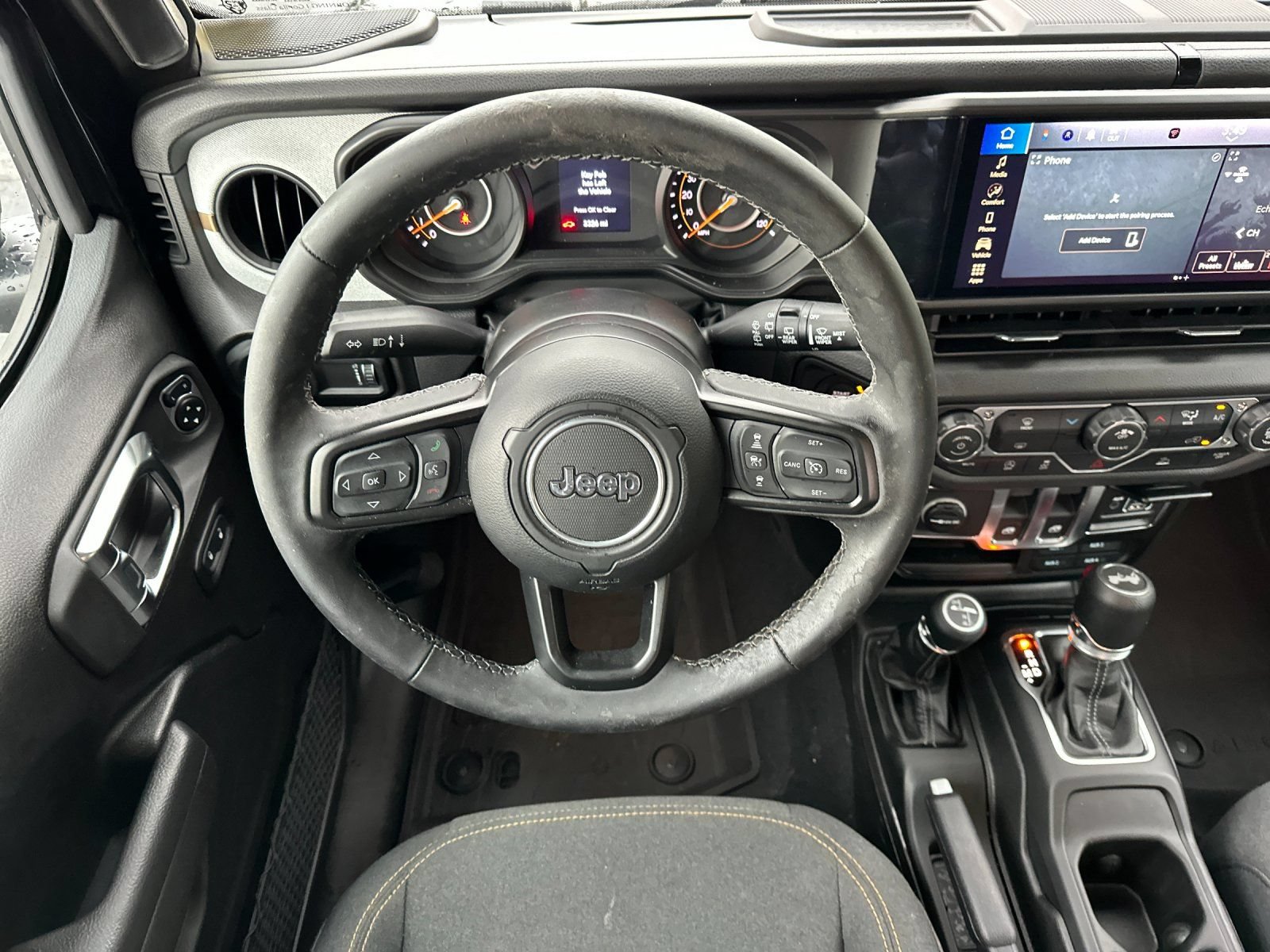Used 2026 Jeep Wrangler Sport AWD/4WD image 13
